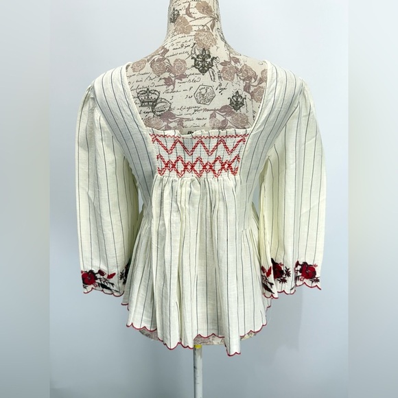 BBWM Cream and Red Embroidered Blouse with Flutter Sleeves size S - Picture 4 of 12
